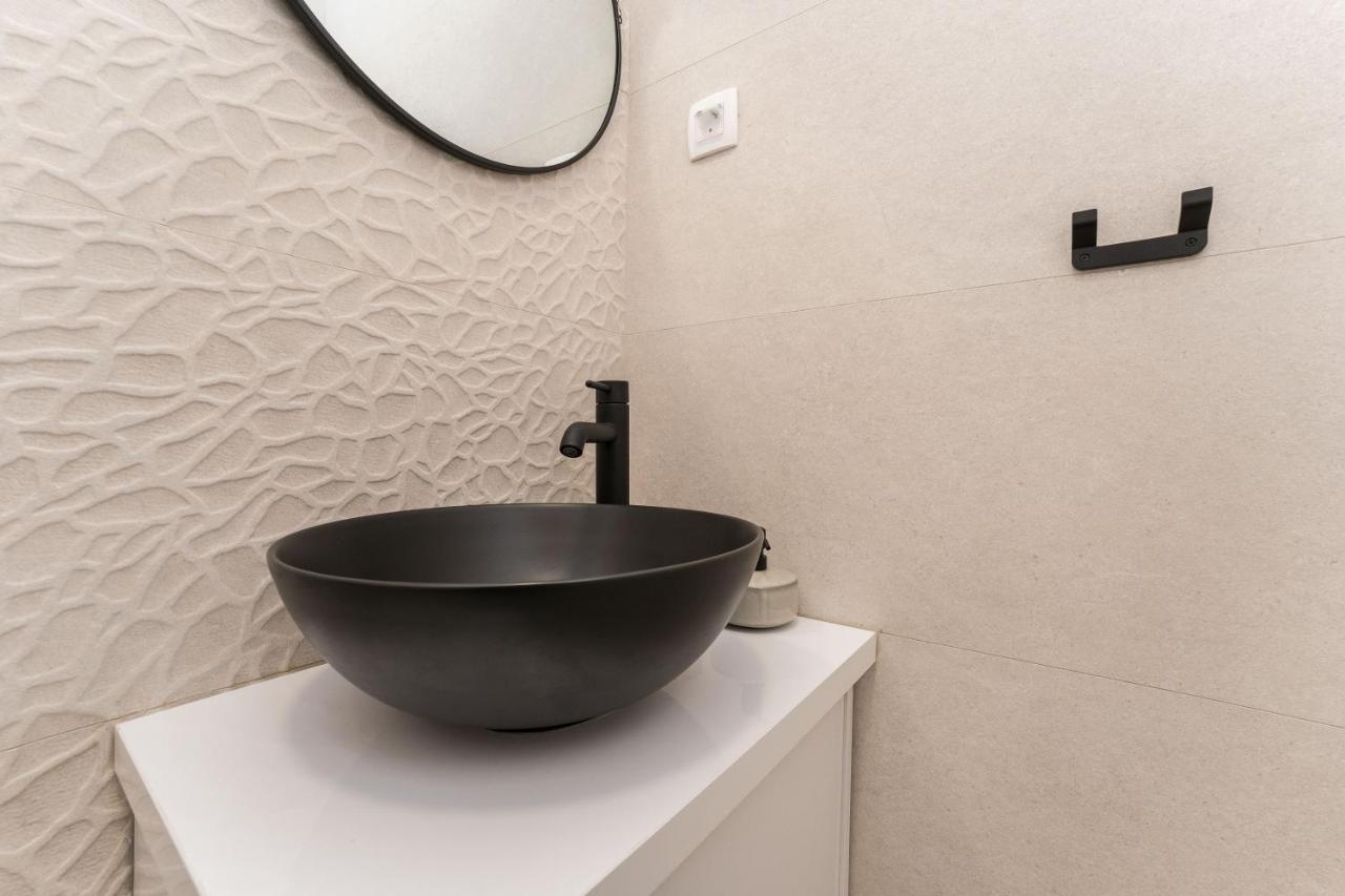 Luxury D Apartments บาร์บินเย ภายนอก รูปภาพ